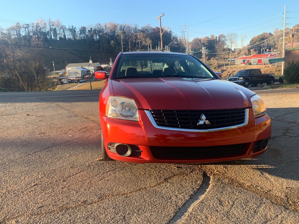 2010 Mitsubishi Galant Image 6