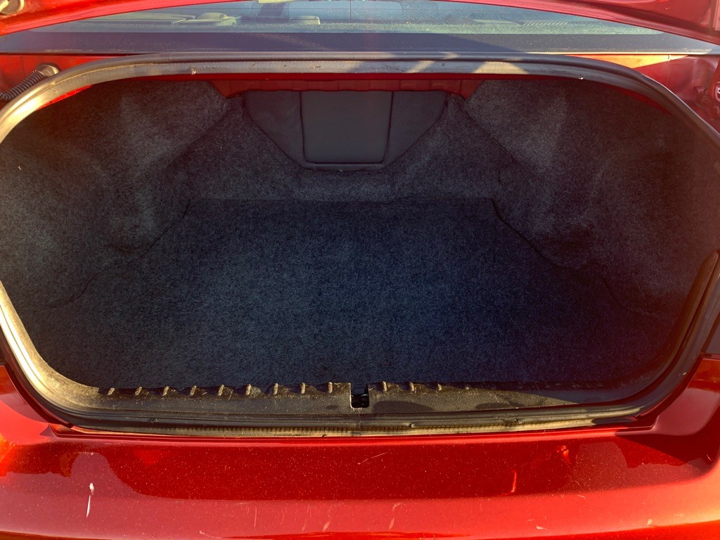 2010 Mitsubishi Galant Image 8