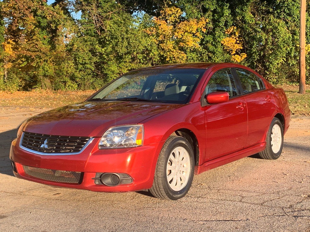 2010 Mitsubishi Galant Image 12