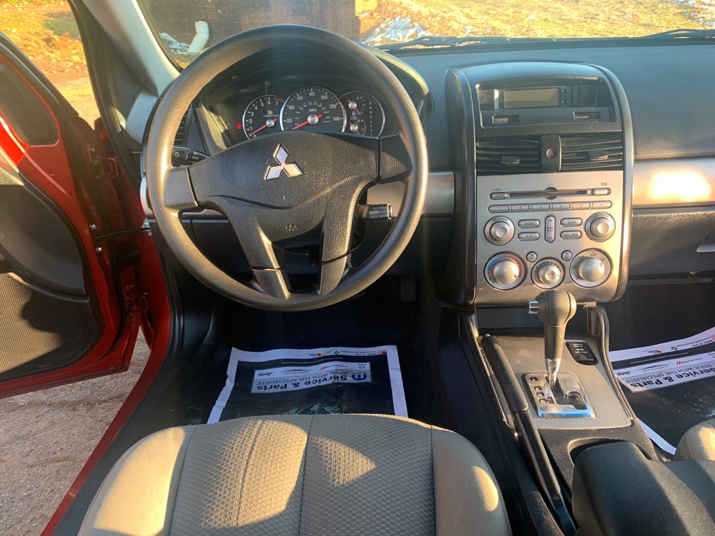 2010 Mitsubishi Galant Image 20