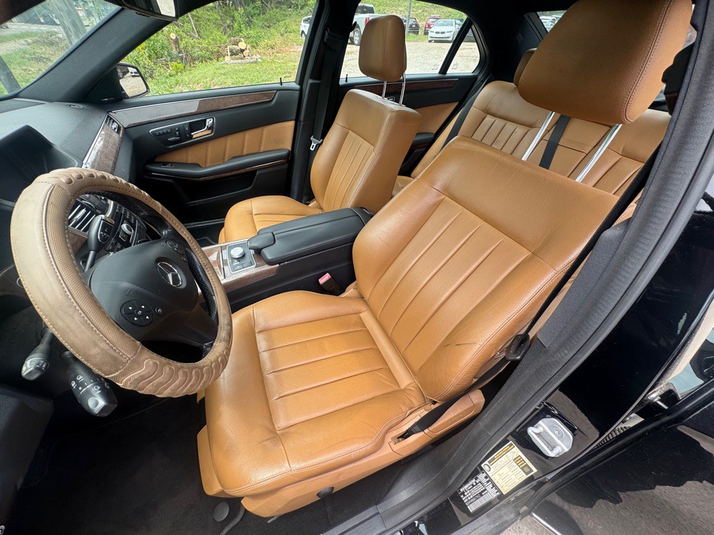 2011 Mercedes-Benz E-Class Image 14