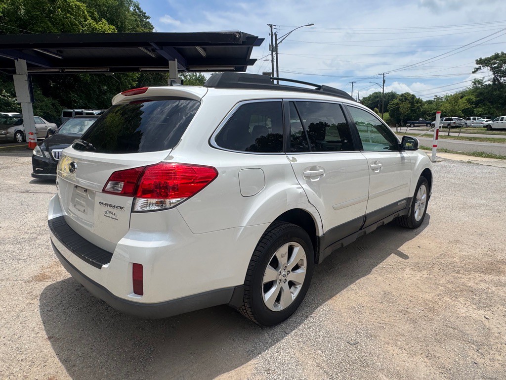 2012 Subaru Outback Image 7
