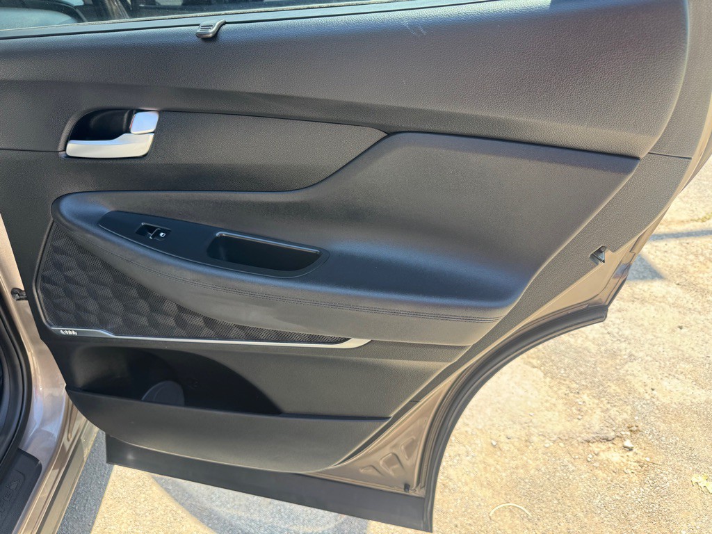2019 Hyundai Santa Fe Image 25