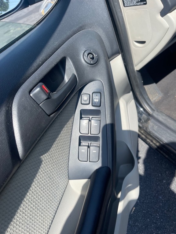 2010 Kia Forte Image 7