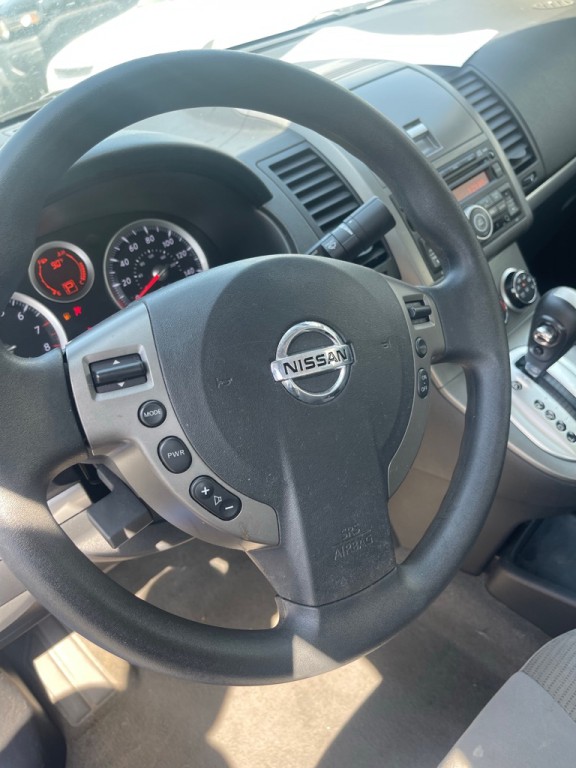 2010 Nissan Sentra Image 7