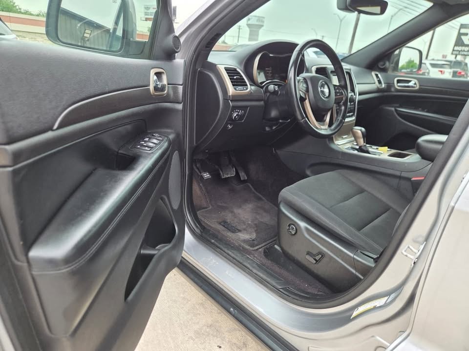2017 Jeep Grand Cherokee Image 5