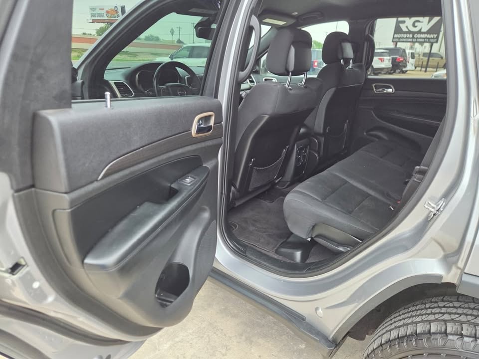 2017 Jeep Grand Cherokee Image 6
