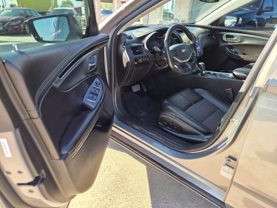 2017 Chevrolet Impala Image 5