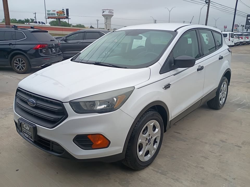 2018 Ford Escape Image 2