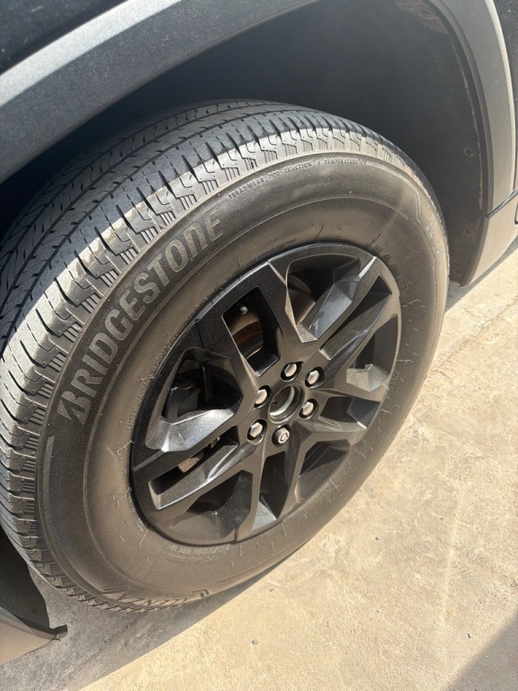 2019 Chevrolet Traverse Image 3