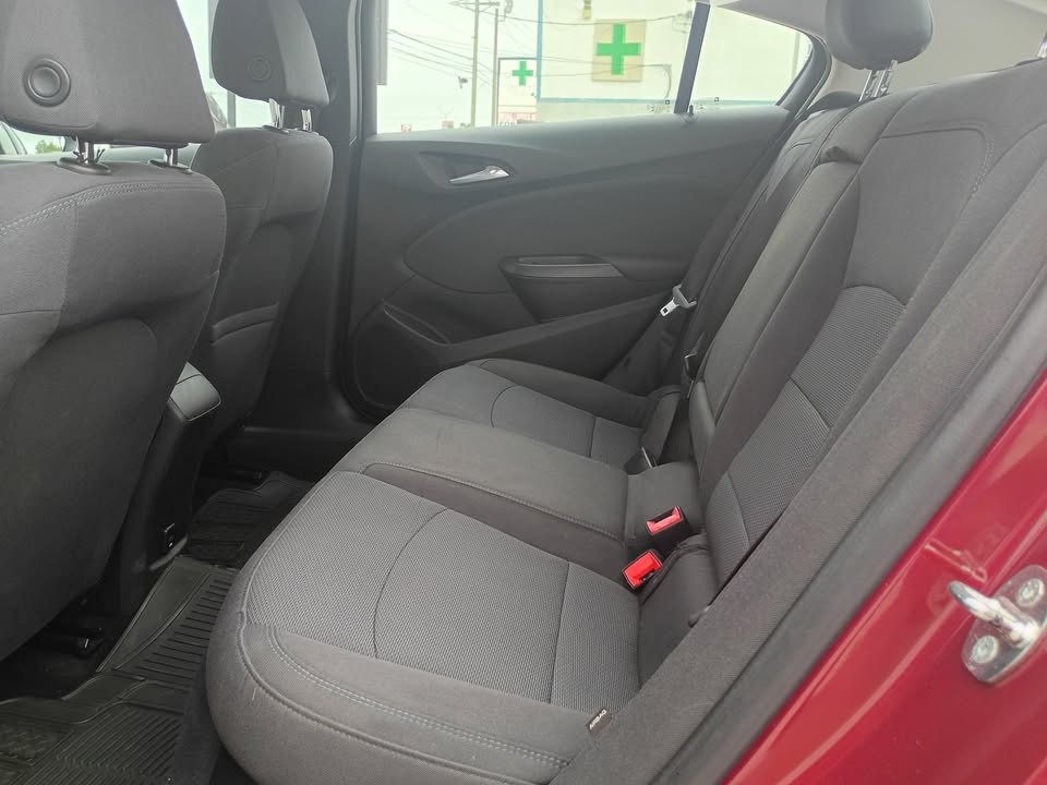 2018 Chevrolet Cruze Image 7
