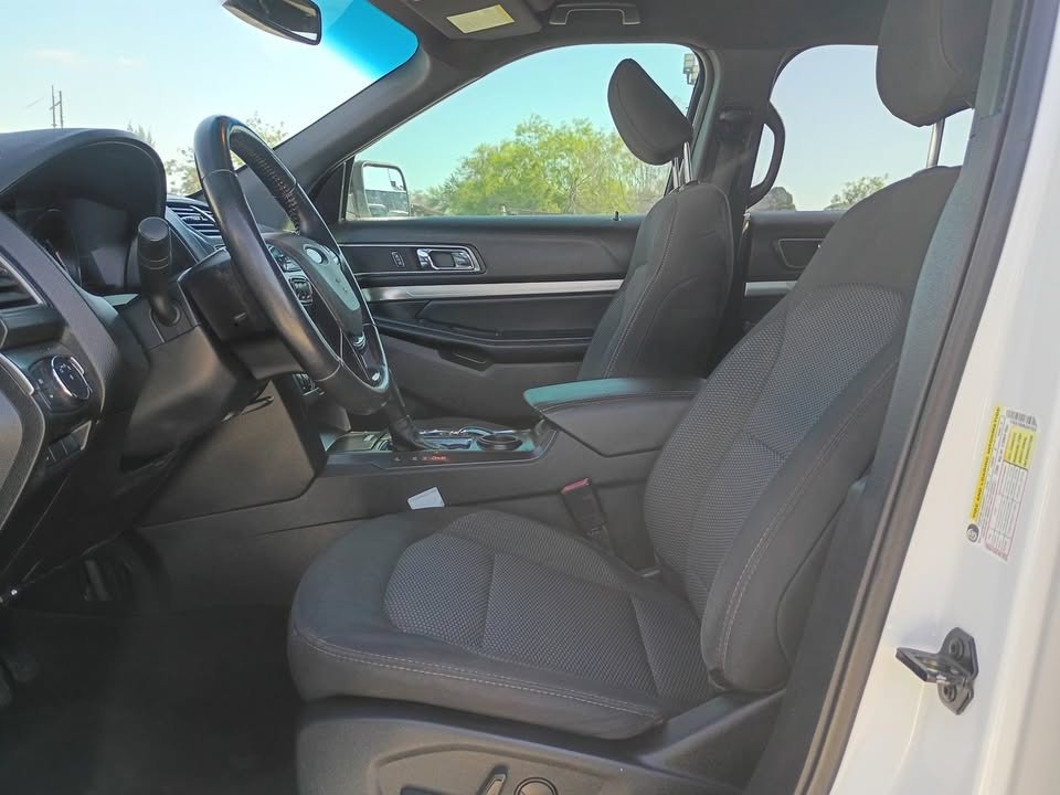 2019 Ford Explorer Image 6