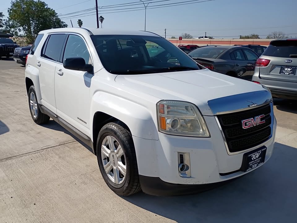 2015 GMC Terrain Image 1