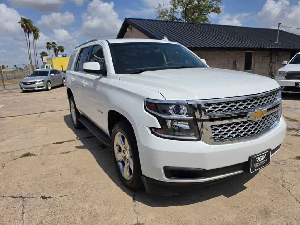 2016 Chevrolet Tahoe Image 2