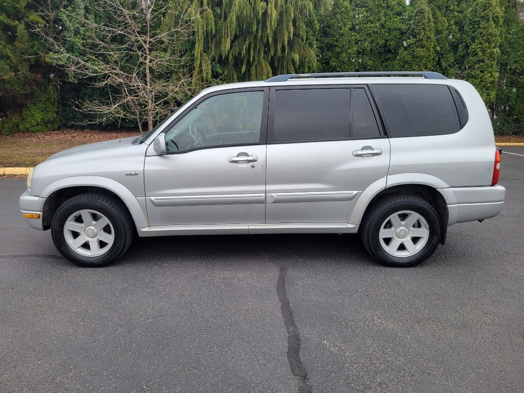 2002 Suzuki XL7 Image 2