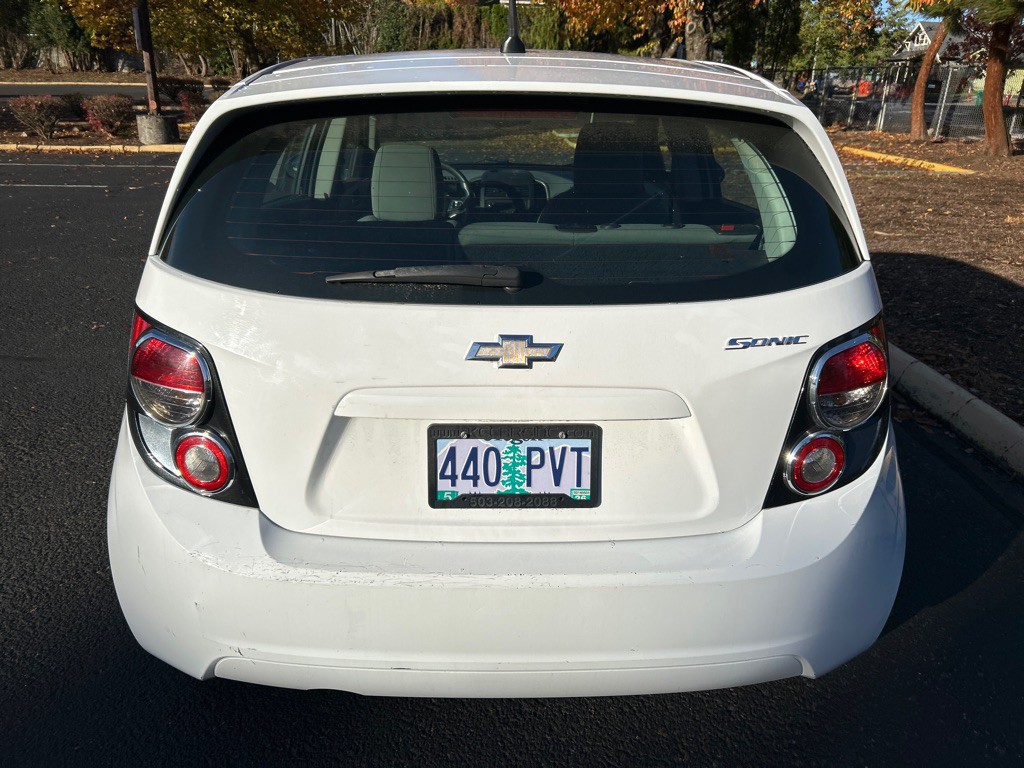 2014 Chevrolet Sonic Image 4