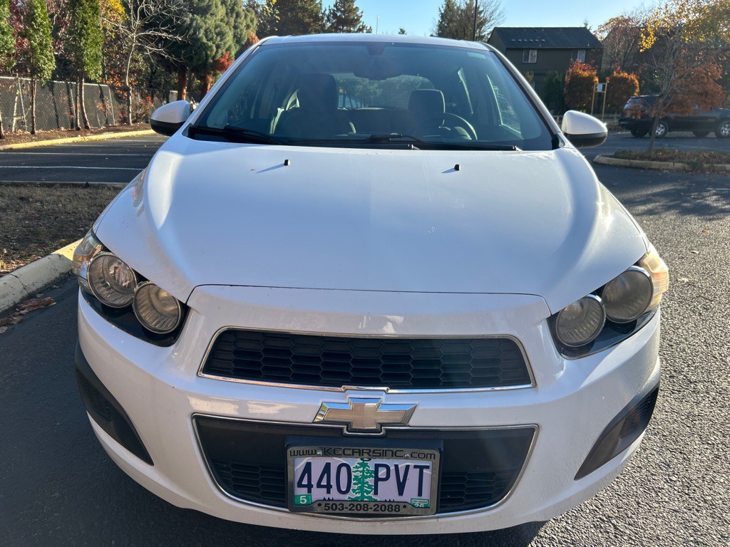 2014 Chevrolet Sonic Image 8