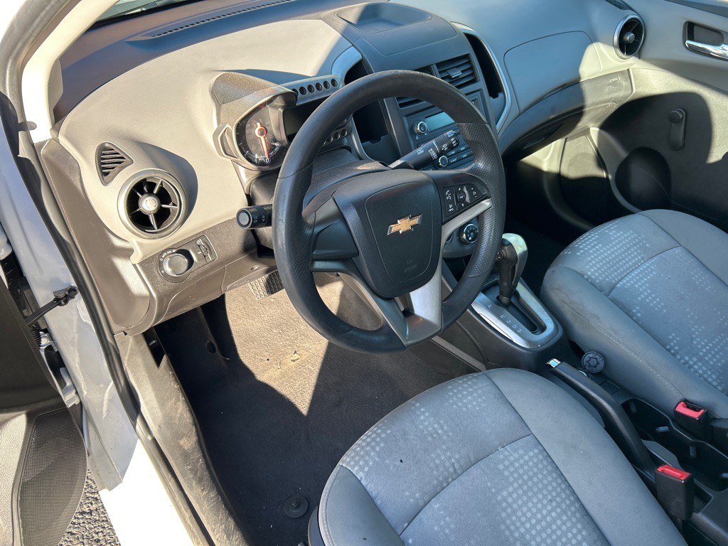 2014 Chevrolet Sonic Image 10