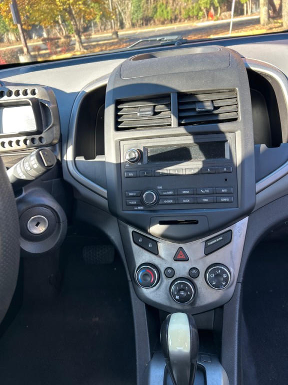 2014 Chevrolet Sonic Image 17