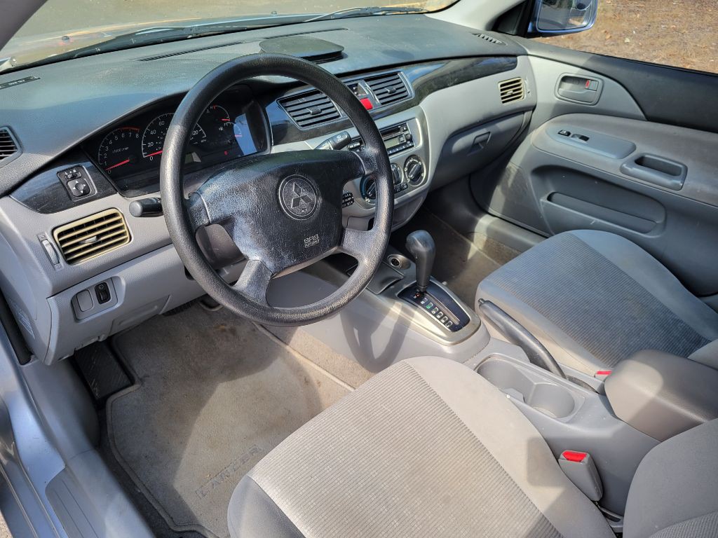 2005 Mitsubishi Lancer Image 10