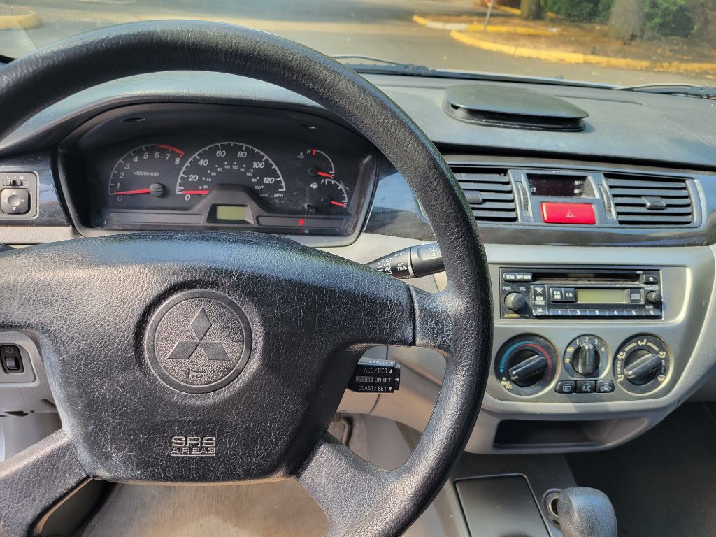 2005 Mitsubishi Lancer Image 11