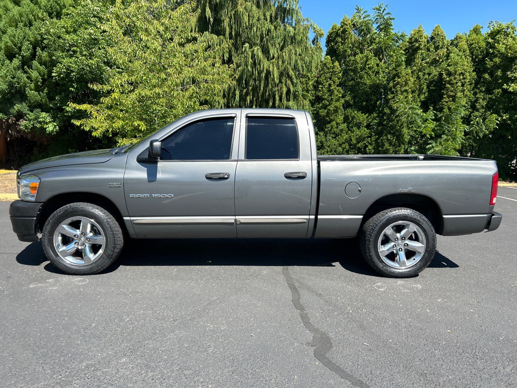 2006 Dodge Ram 1500 Image 2