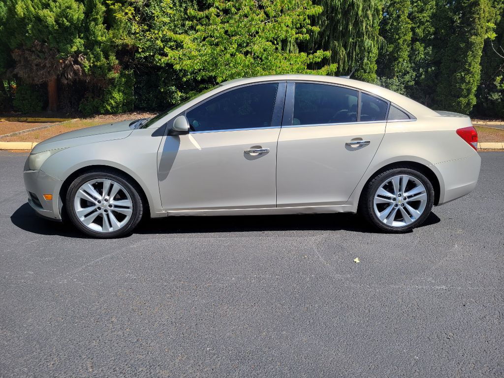 2011 Chevrolet Cruze Image 5