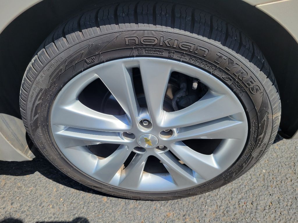2011 Chevrolet Cruze Image 16