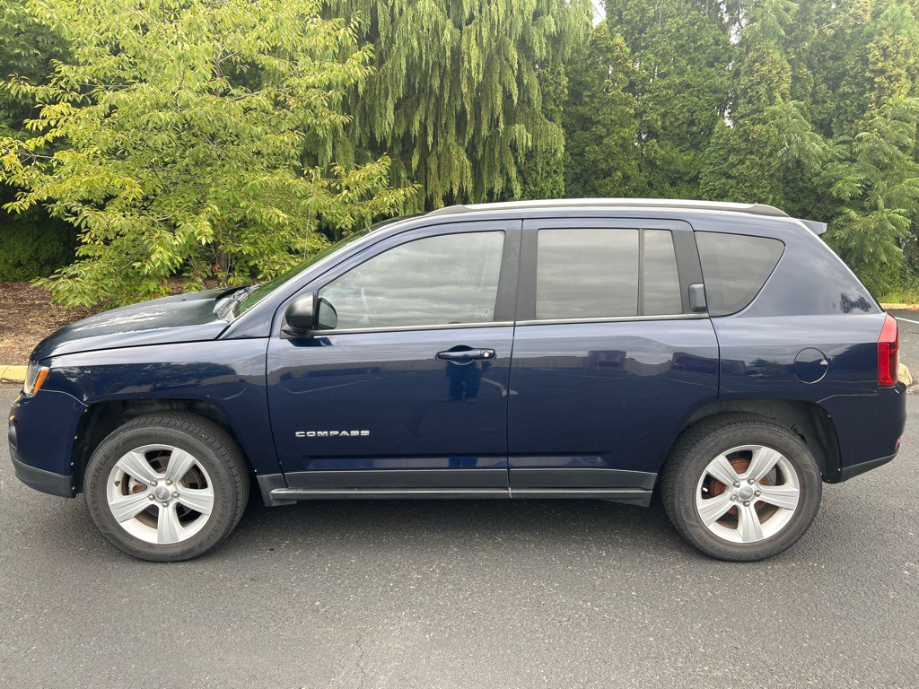 2015 Jeep Compass Image 2