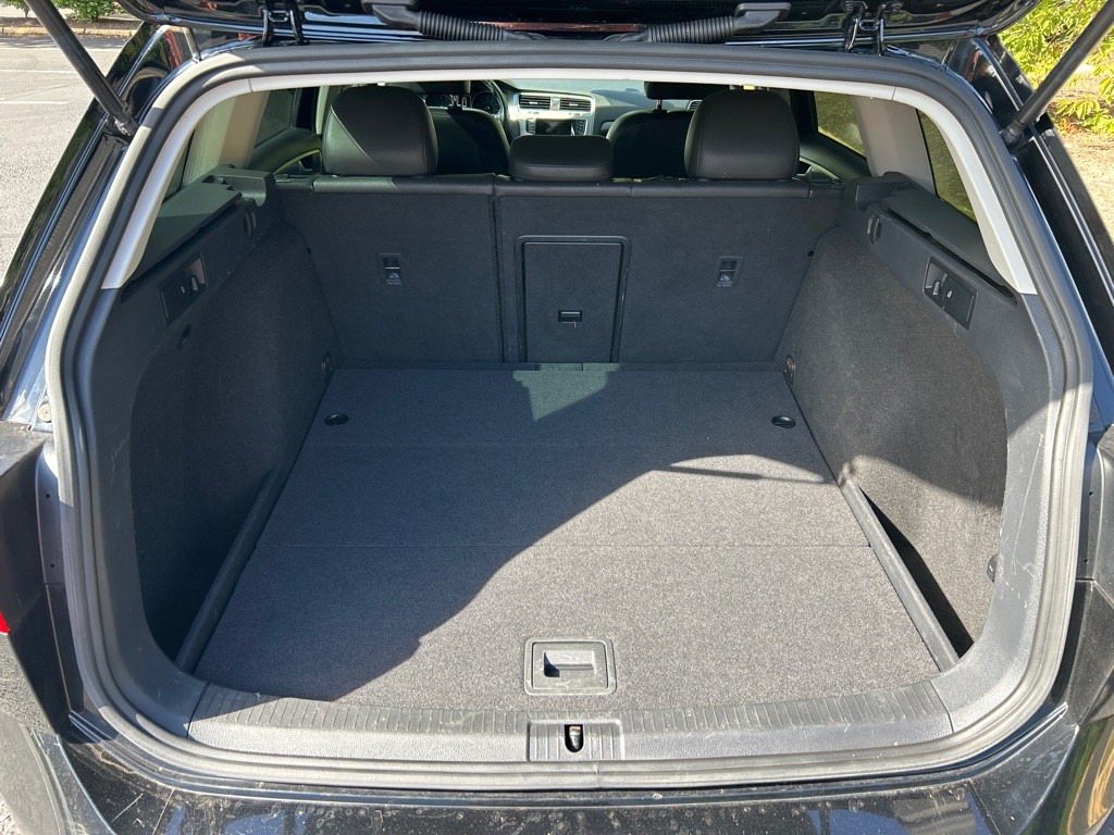 2015 Volkswagen Golf Image 16