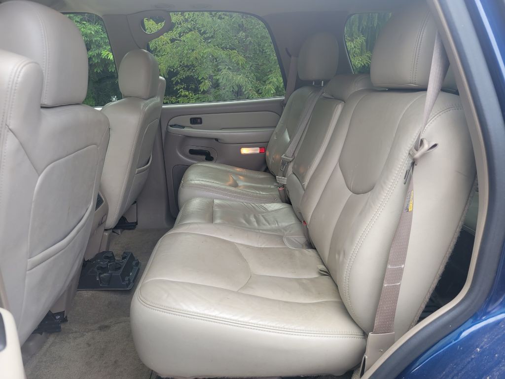 2003 Chevrolet Tahoe Image 14