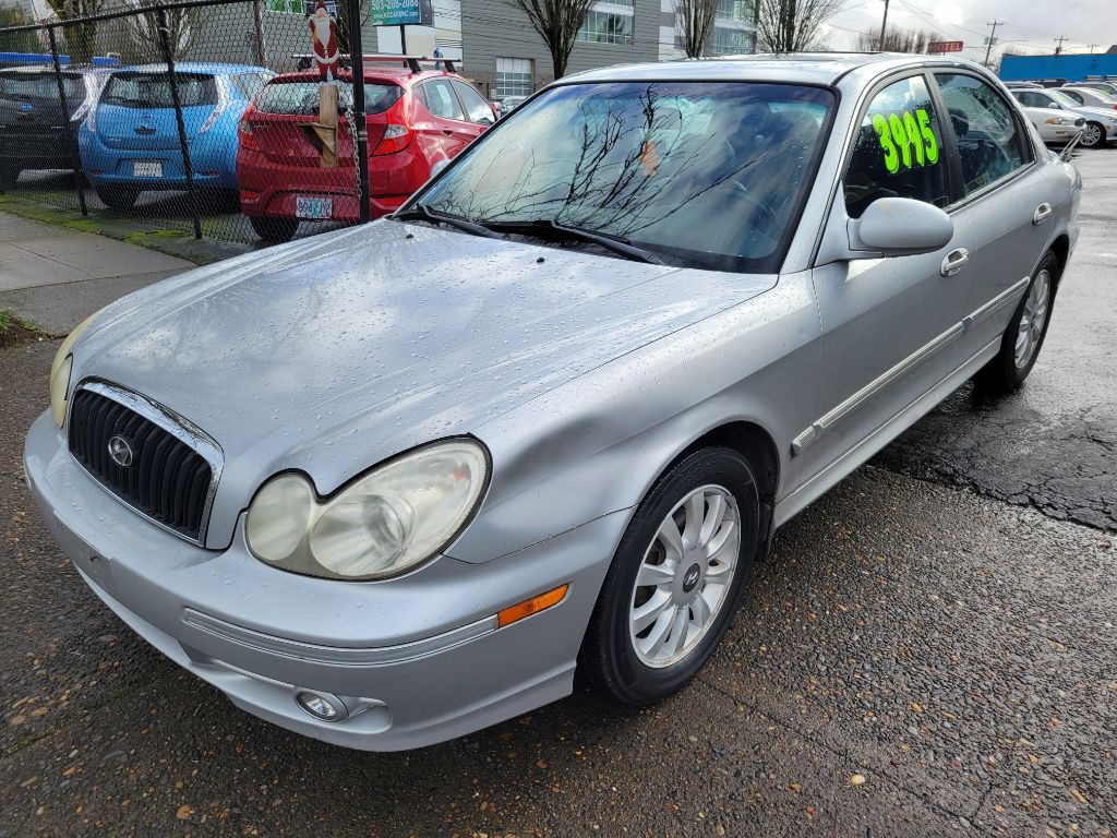 2004 Hyundai Sonata Image 9