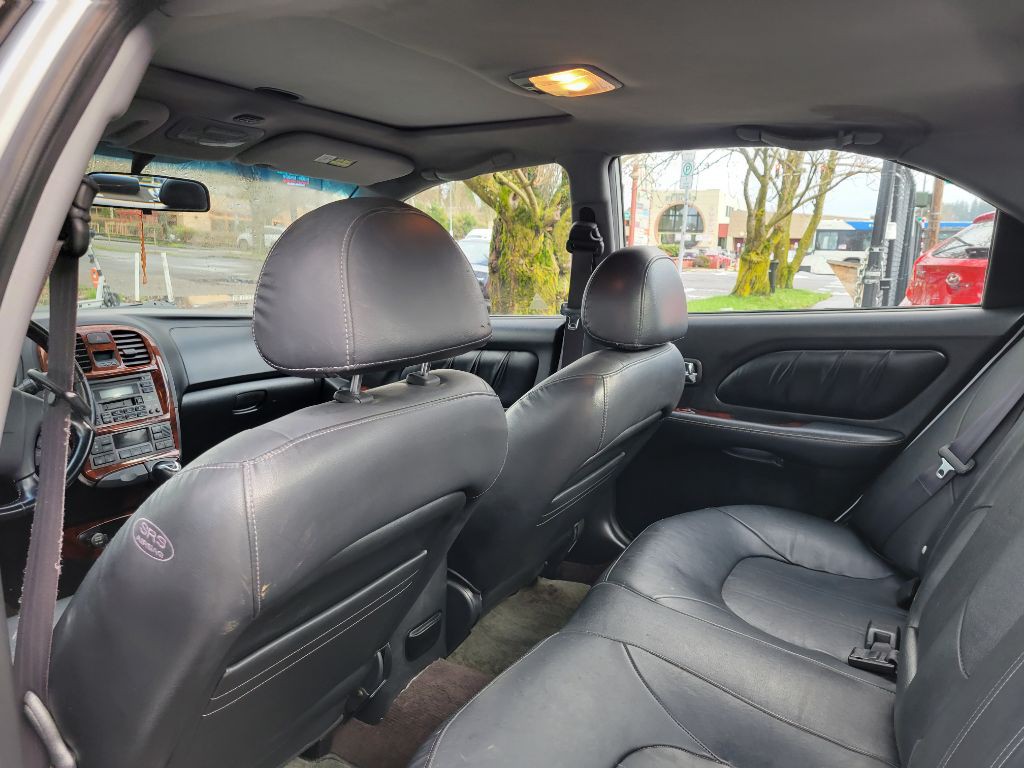 2004 Hyundai Sonata Image 13
