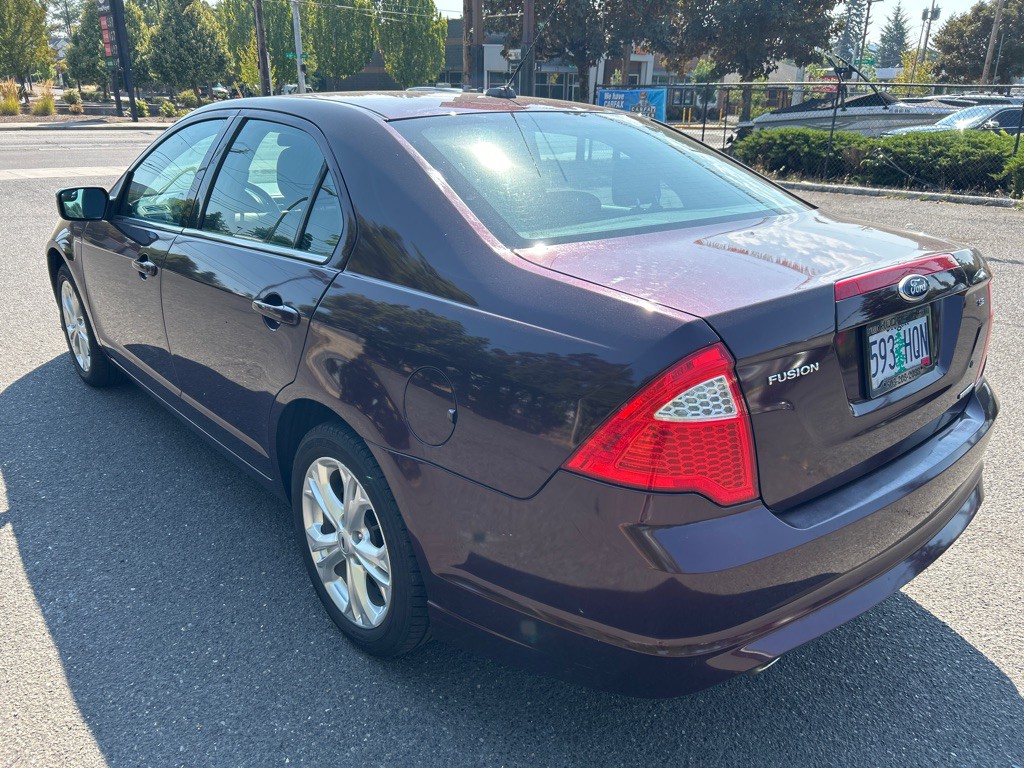 2012 Ford Fusion Image 3