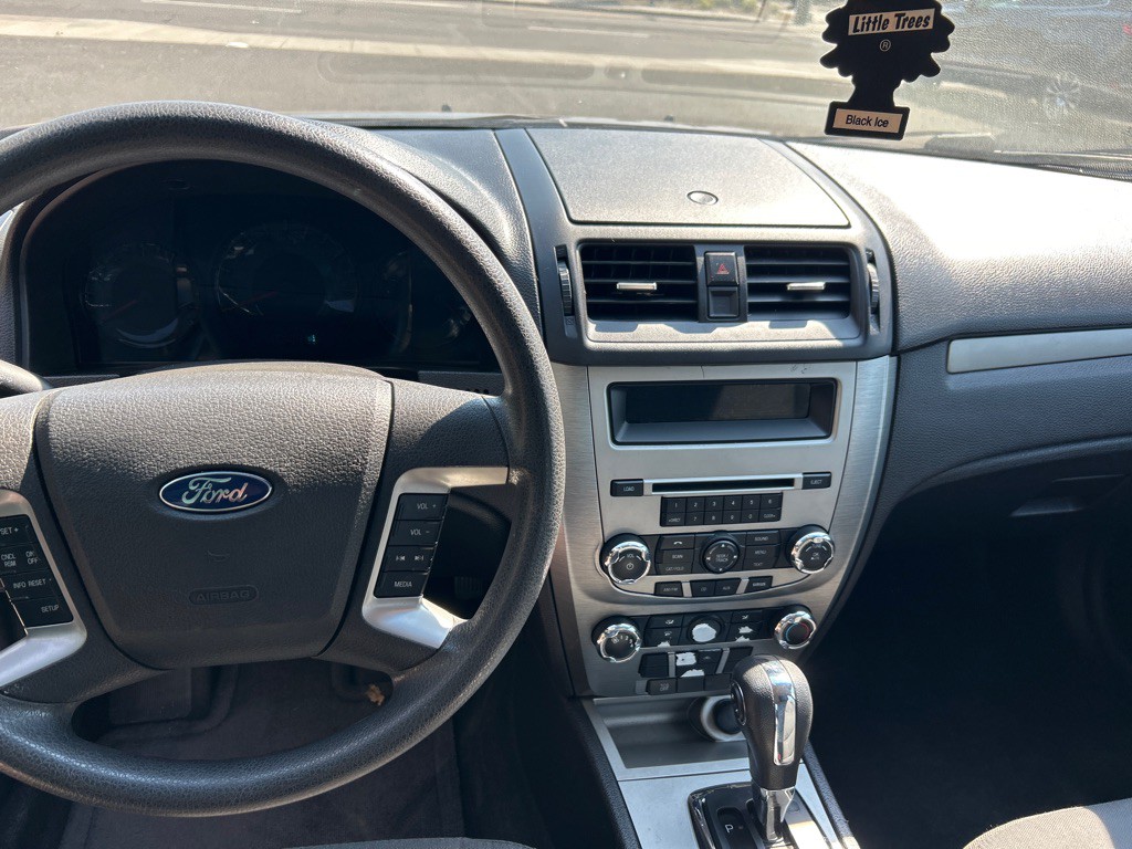 2012 Ford Fusion Image 11