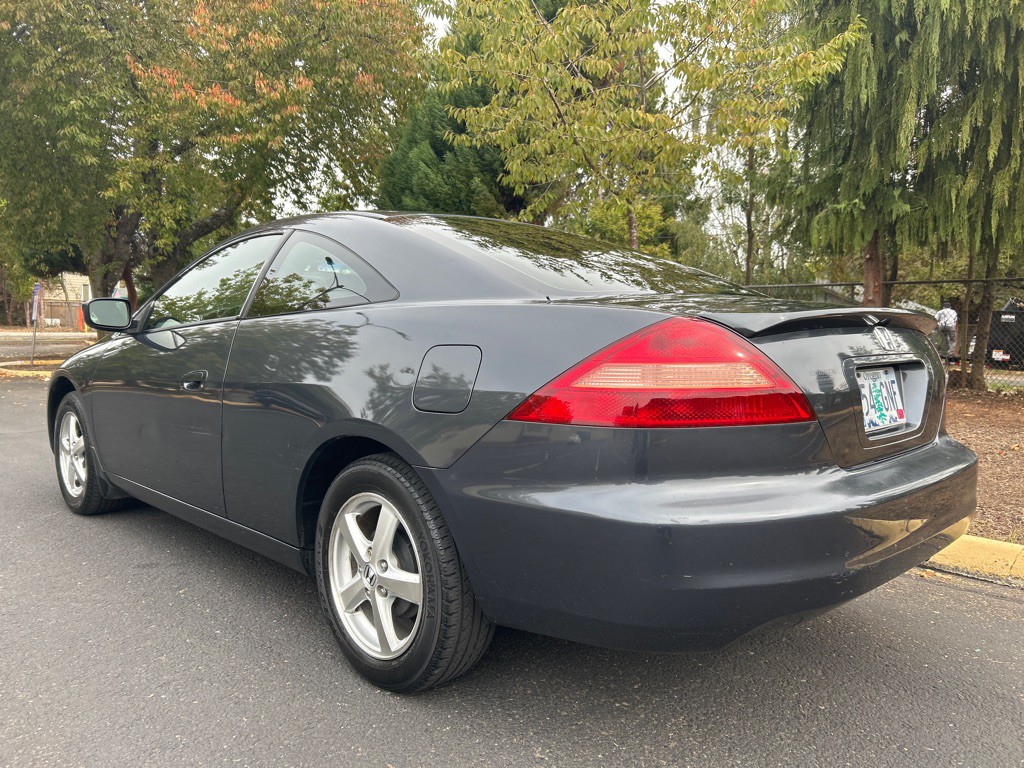 2005 Honda Accord Image 3