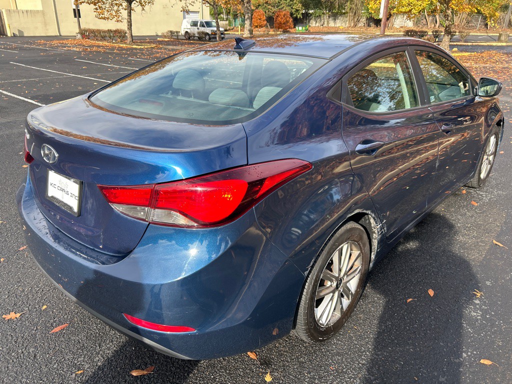 2016 Hyundai Elantra Image 5