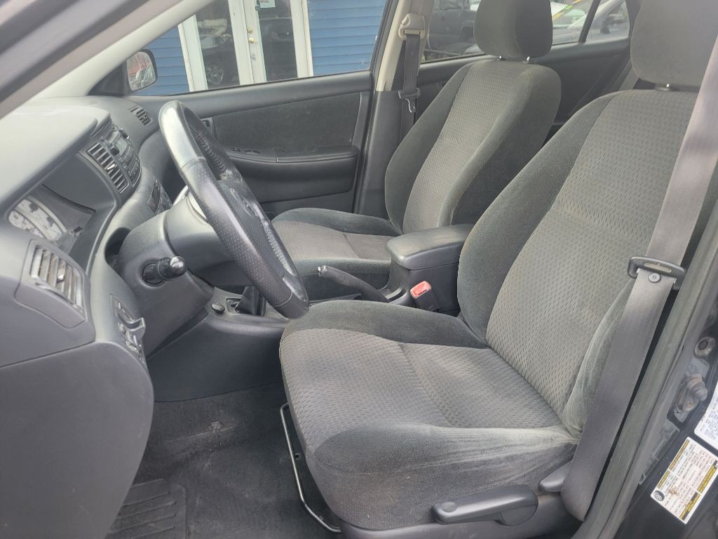 2005 Toyota Corolla Image 11