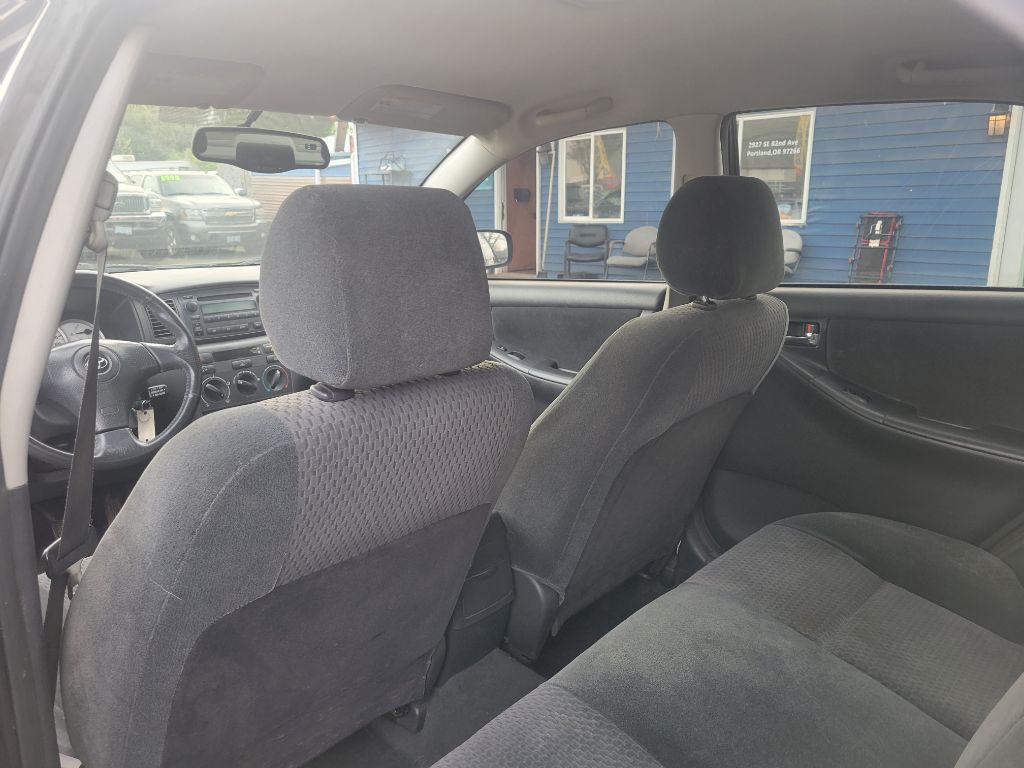 2005 Toyota Corolla Image 12