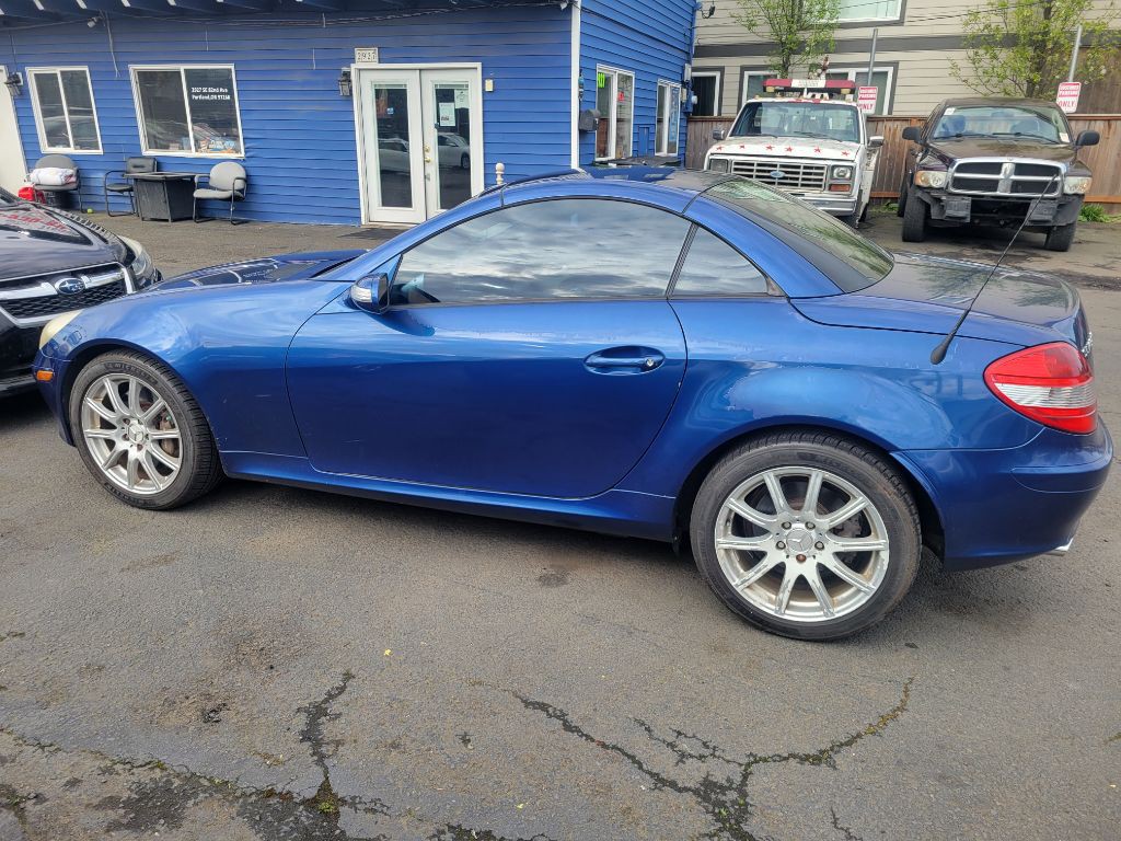 2005 Mercedes-Benz SLK-Class Image 9