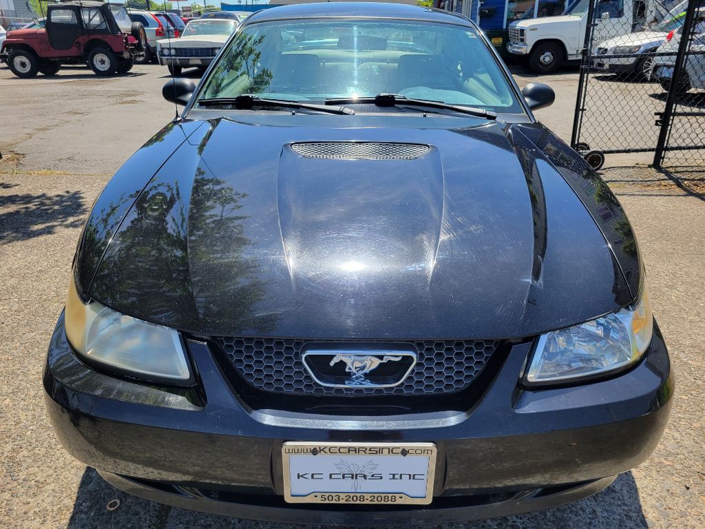 1999 Ford Mustang Image 8