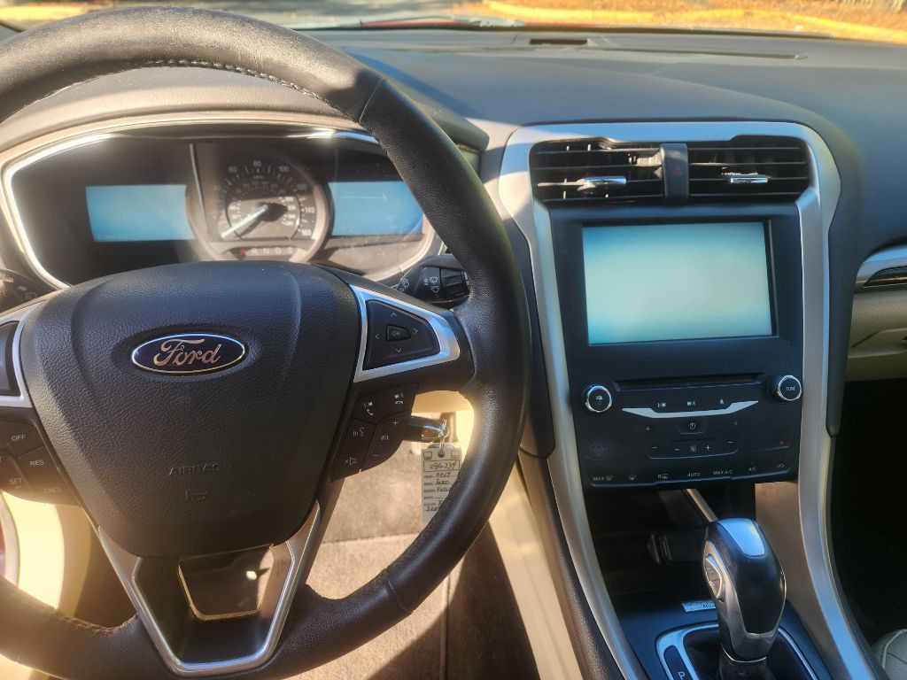 2014 Ford Fusion Image 11