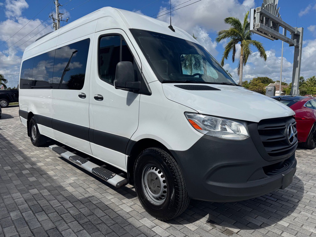2020 Mercedes-Benz Sprinter Image 1