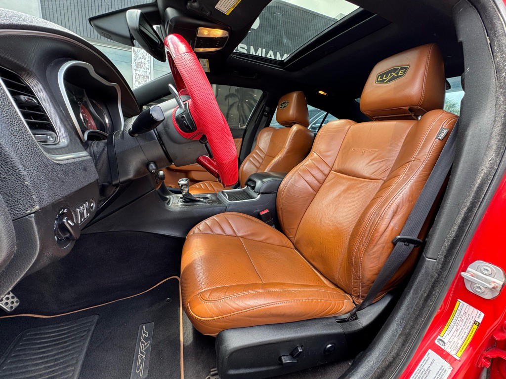 2016 Dodge Charger Image 10