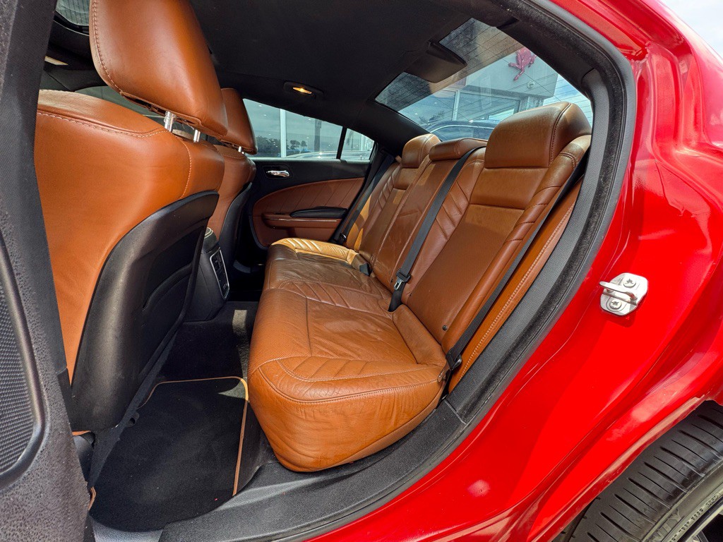 2016 Dodge Charger Image 18