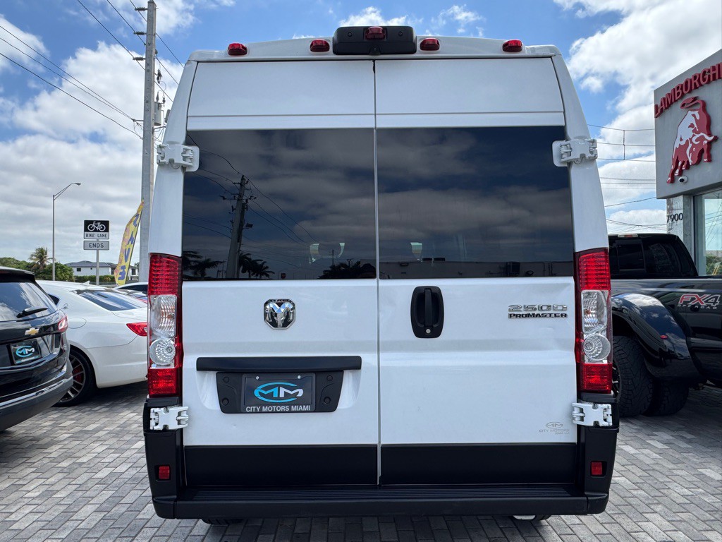 2023 RAM Promaster Image 5