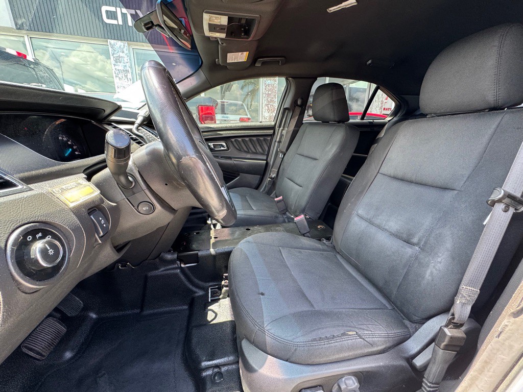 2017 Ford Taurus Image 10