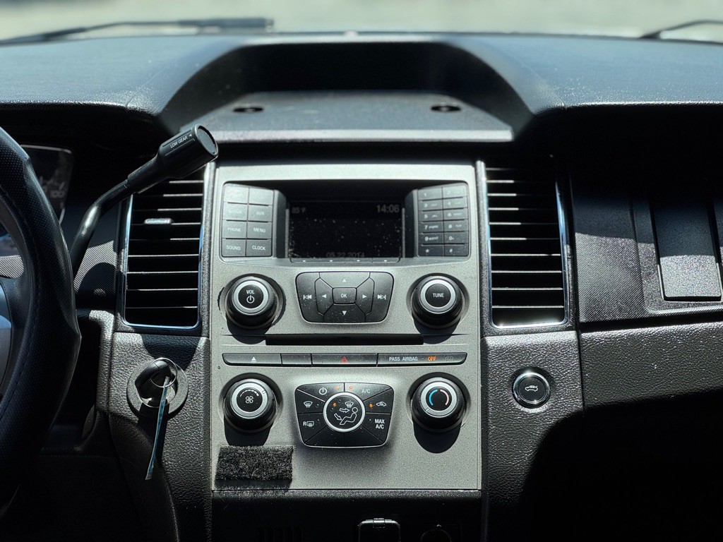 2017 Ford Taurus Image 13