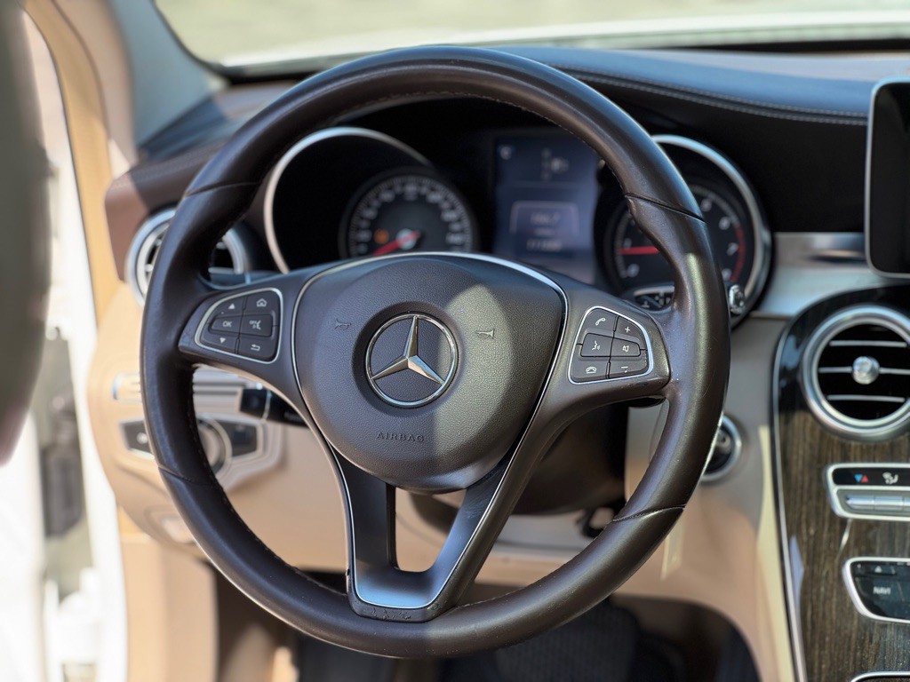 2015 Mercedes-Benz C-Class Image 13
