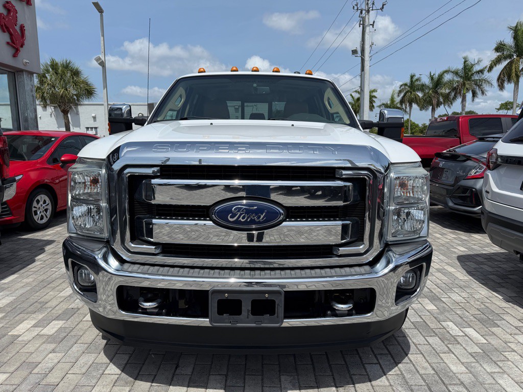 2015 Ford F-350 Image 2